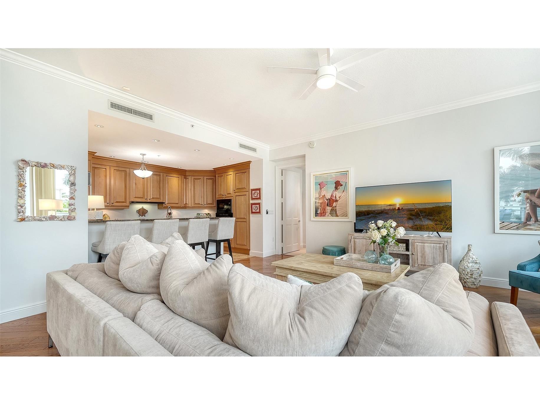 1300 Benjamin Franklin Drive #301 Sarasota FL 34236 - GULF OF MEXICO A4695838 image21