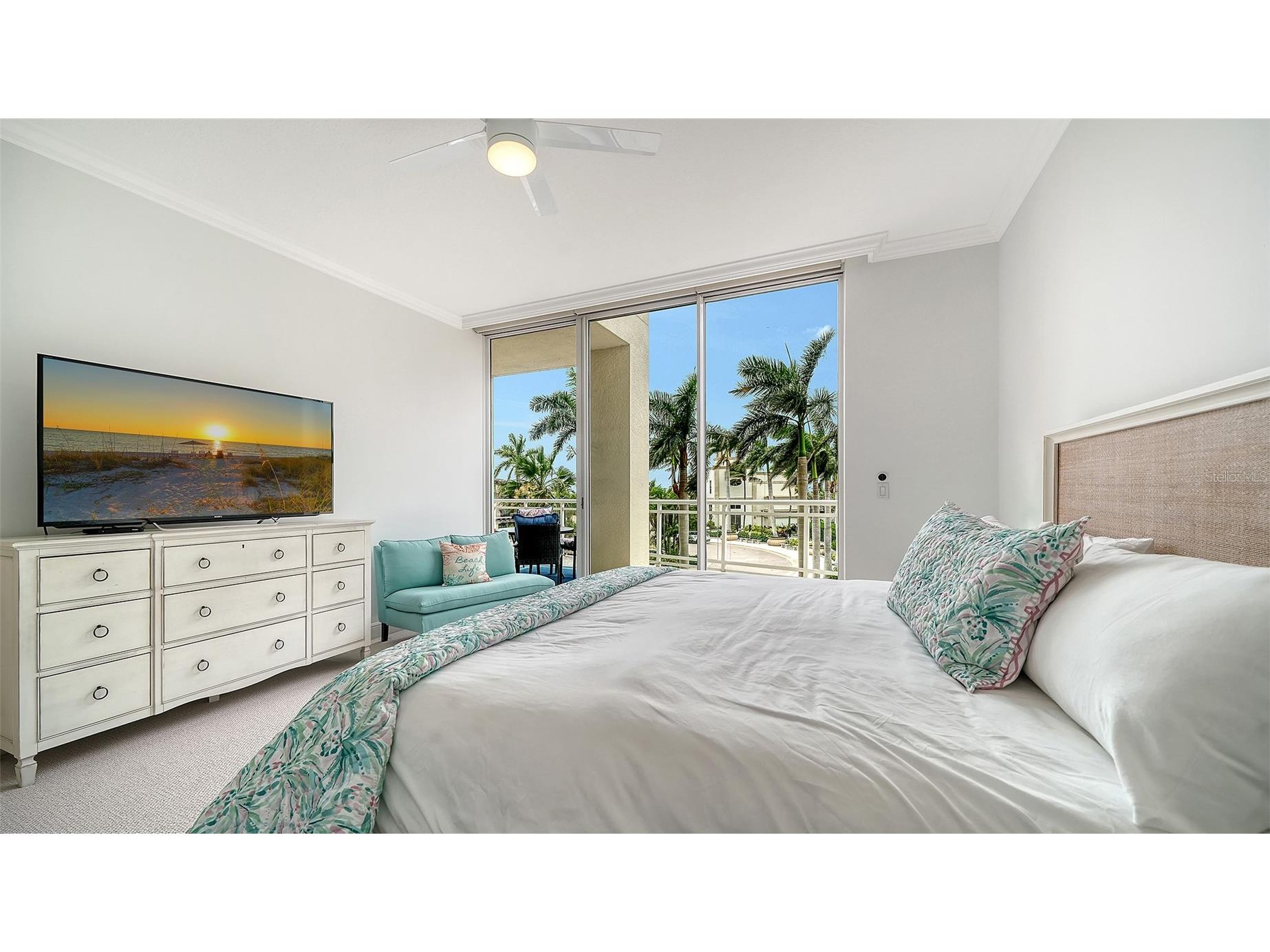 1300 Benjamin Franklin Drive #301 Sarasota FL 34236 - GULF OF MEXICO A4695838 image25