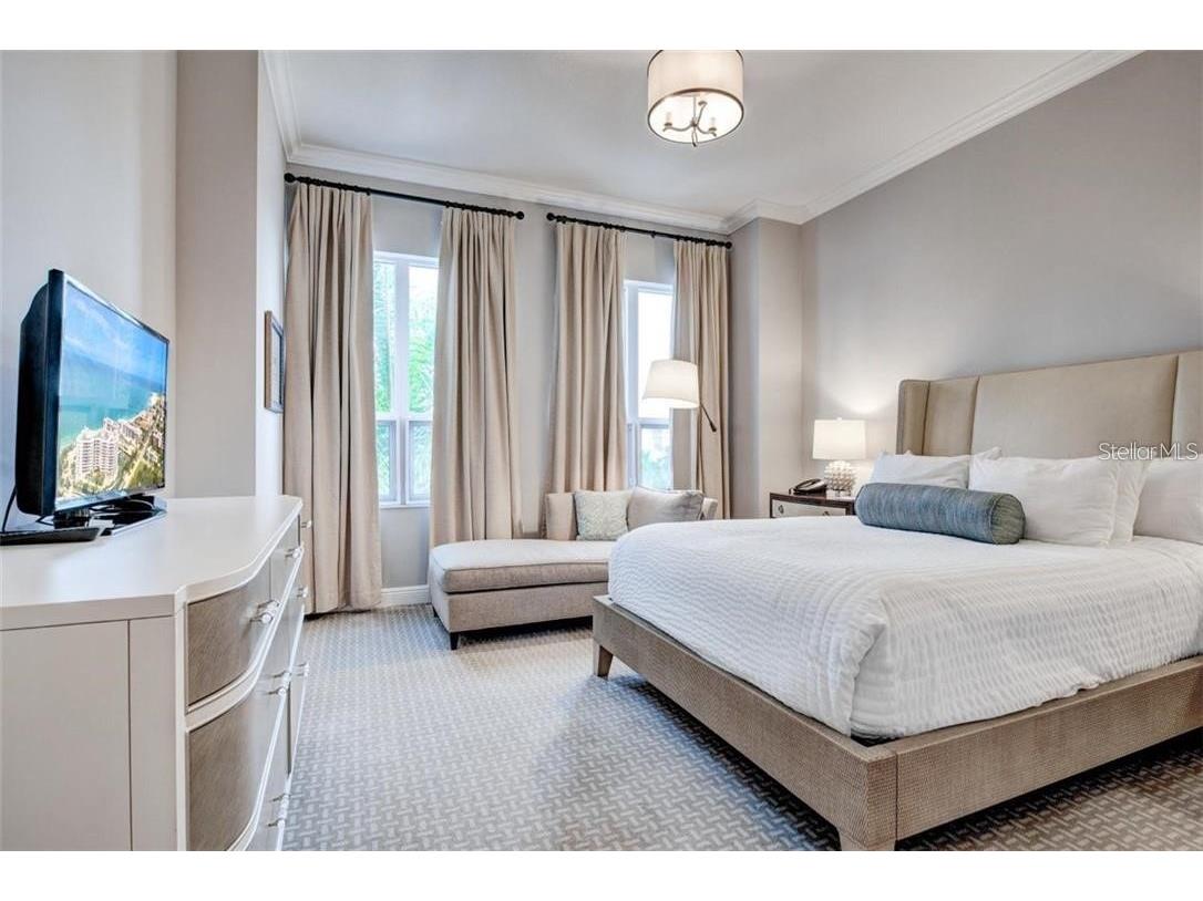 1300 Benjamin Franklin Drive #301 Sarasota FL 34236 - GULF OF MEXICO A4695838 image42
