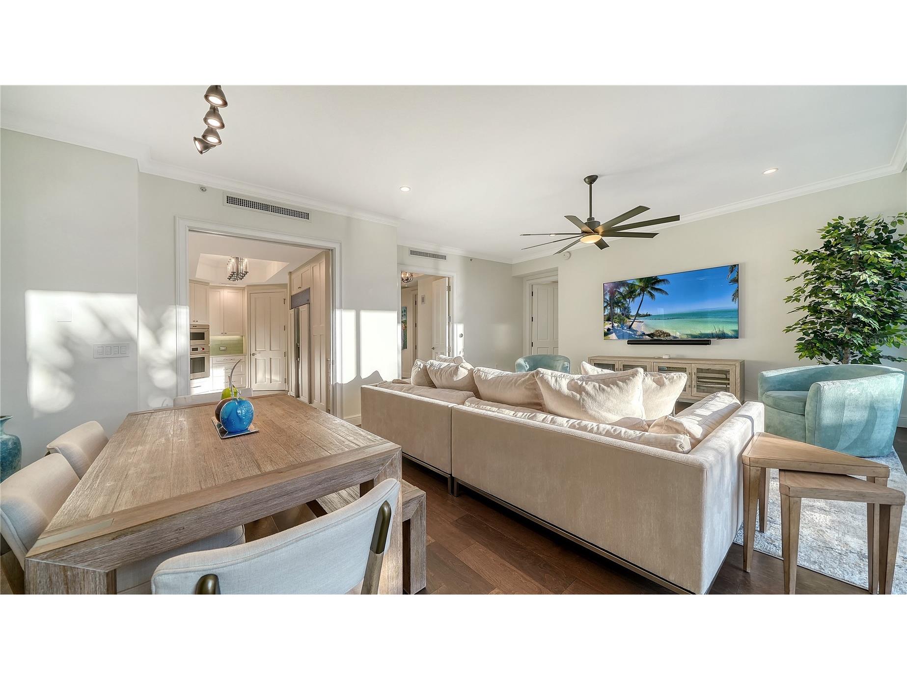 1300 Benjamin Franklin Drive #303 Sarasota FL 34236 - GULF A4683750 image11