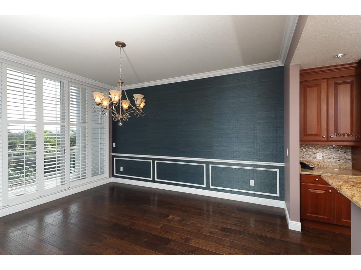 1300 Benjamin Franklin Drive #305 Sarasota FL 34236 A4594066 image14