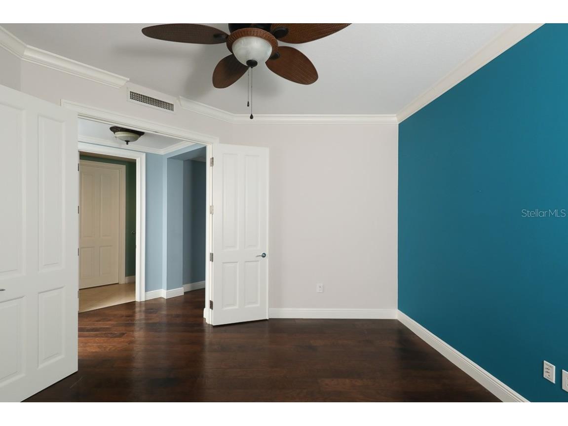 1300 Benjamin Franklin Drive #305 Sarasota FL 34236 A4594066 image22