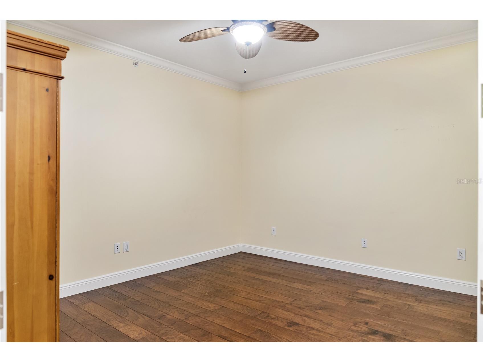 1300 Benjamin Franklin Drive #305 Sarasota FL 34236 A4679628 image28