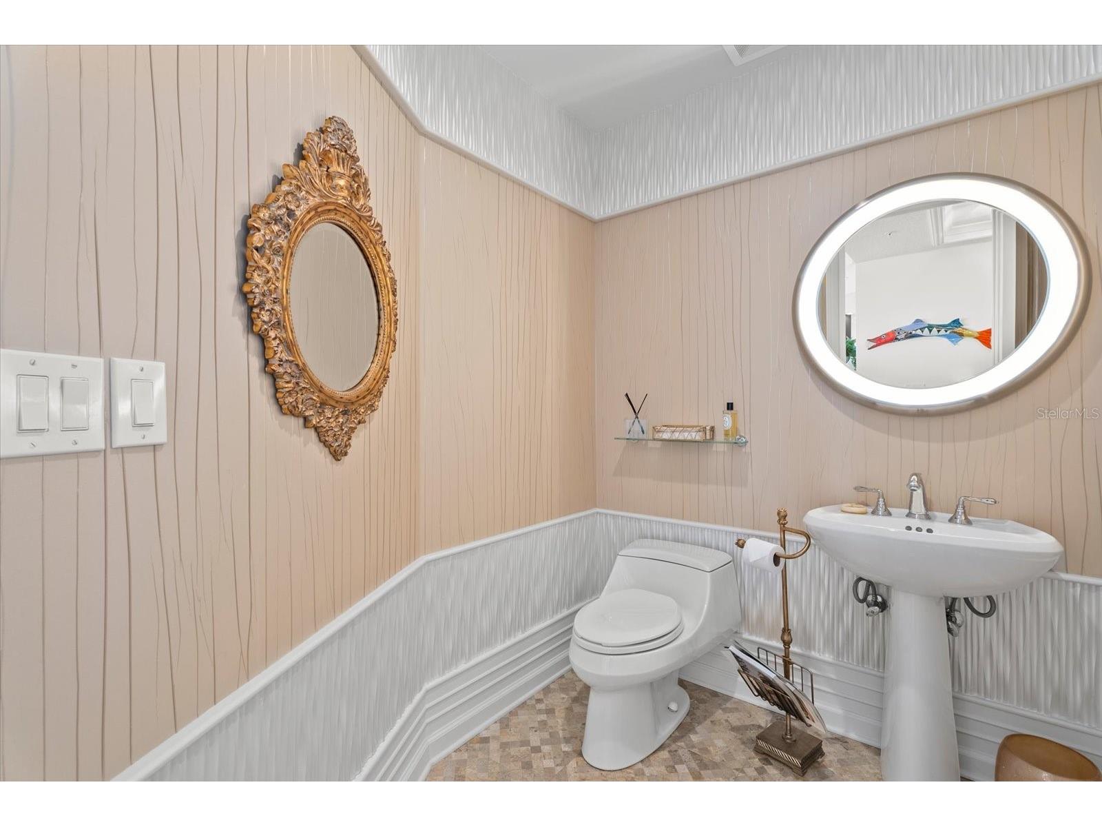 1300 Benjamin Franklin Drive #501 Sarasota FL 34236 - GULF OF MEXICO A4687309 image44