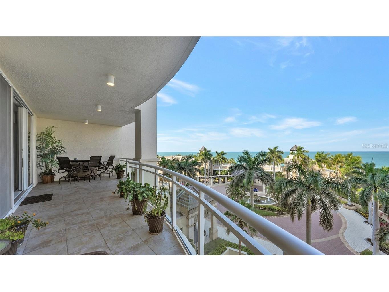 1300 Benjamin Franklin Drive #504 Sarasota FL 34236 A4636904 image1