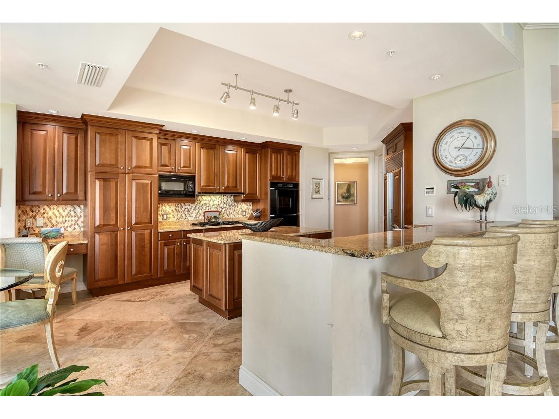 1300 Benjamin Franklin Drive #709 Sarasota FL 34236 - GULF OF AMERICA A4665895 image17