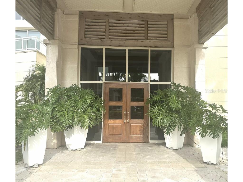 1300 Benjamin Franklin Drive #709 Sarasota FL 34236 - GULF OF AMERICA A4665895 image2