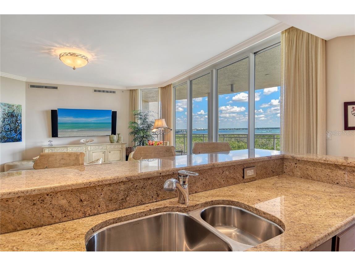 1300 Benjamin Franklin Drive #709 Sarasota FL 34236 - GULF OF AMERICA A4665895 image20