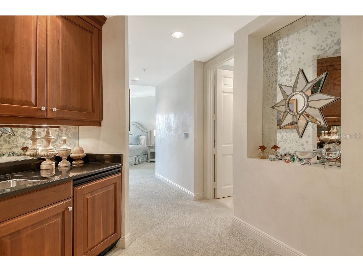 1300 Benjamin Franklin Drive #709 Sarasota FL 34236 - GULF OF AMERICA A4665895 image21