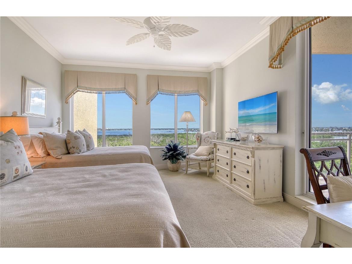 1300 Benjamin Franklin Drive #709 Sarasota FL 34236 - GULF OF AMERICA A4665895 image28