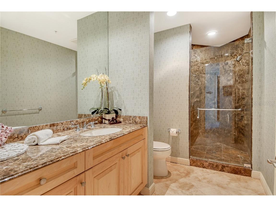 1300 Benjamin Franklin Drive #709 Sarasota FL 34236 - GULF OF AMERICA A4665895 image30