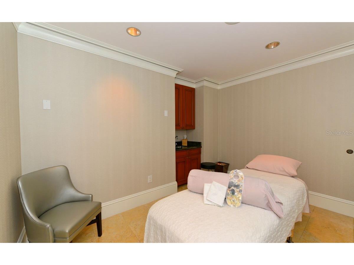 1300 Benjamin Franklin Drive #709 Sarasota FL 34236 - GULF OF AMERICA A4665895 image56