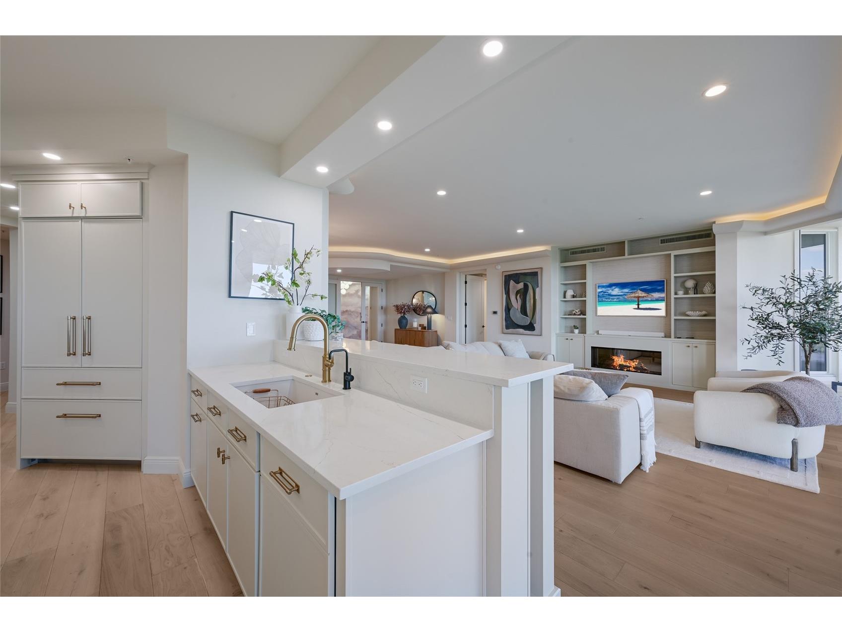 1300 Benjamin Franklin Drive #809 Sarasota FL 34236 - GULF OF MEXICO SARASOTA BAY A4679860 image15