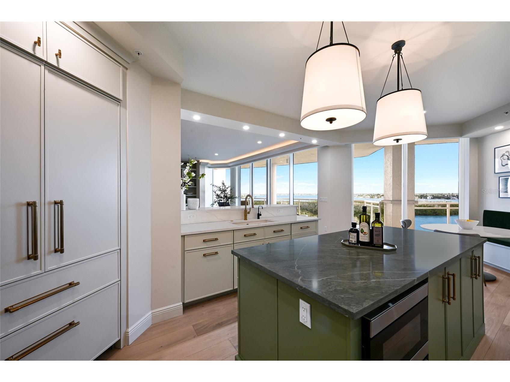 1300 Benjamin Franklin Drive #809 Sarasota FL 34236 - GULF OF MEXICO SARASOTA BAY A4679860 image16