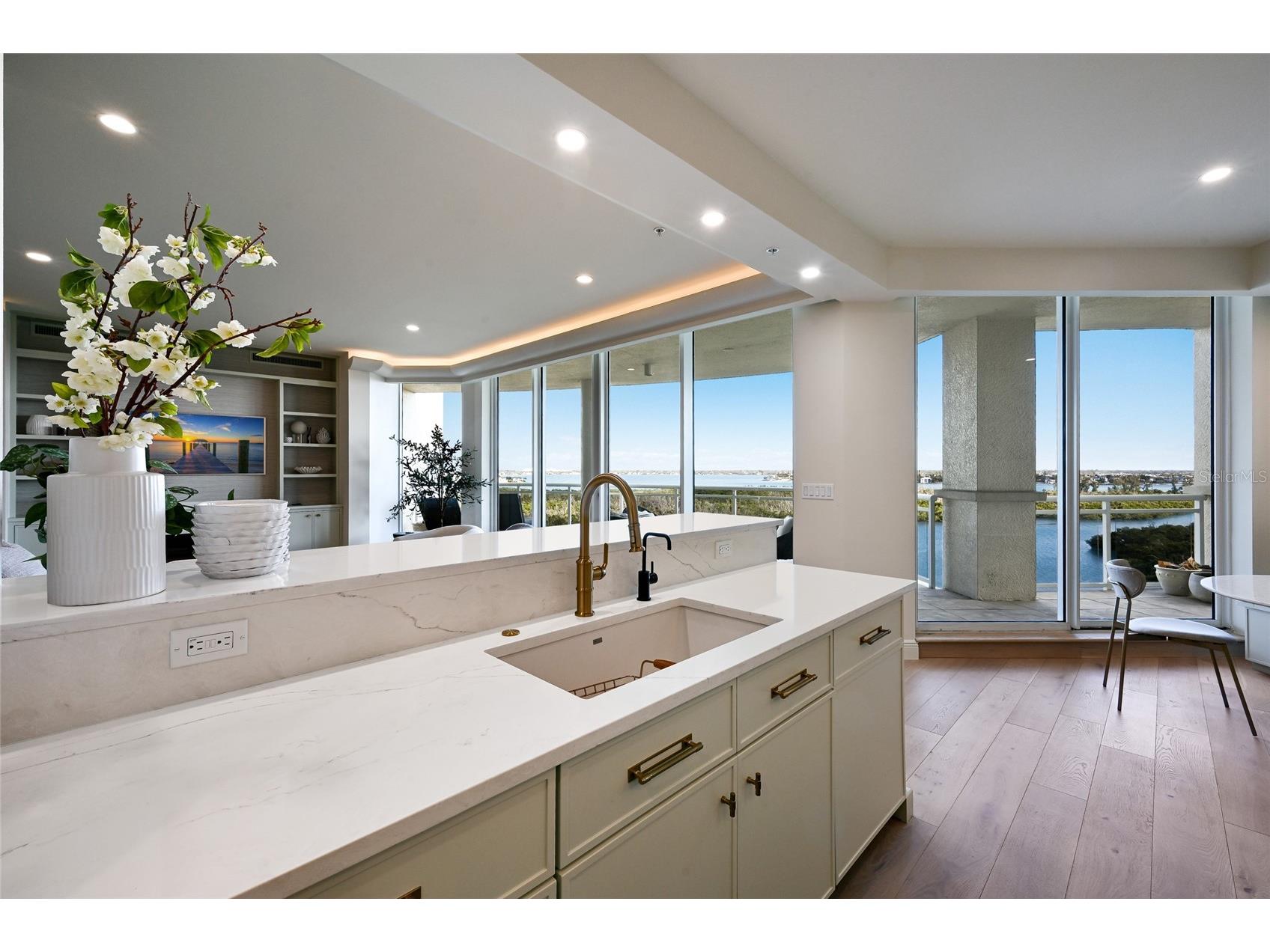 1300 Benjamin Franklin Drive #809 Sarasota FL 34236 - GULF OF MEXICO SARASOTA BAY A4679860 image22