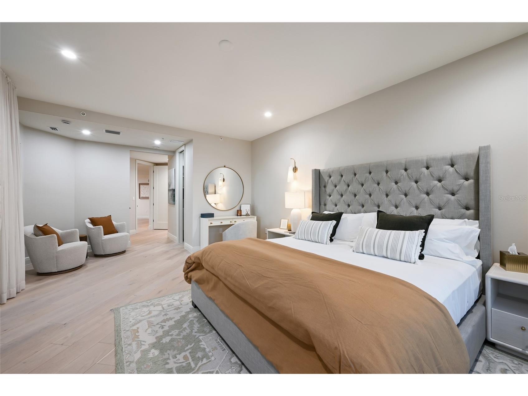 1300 Benjamin Franklin Drive #809 Sarasota FL 34236 - GULF OF MEXICO SARASOTA BAY A4679860 image23