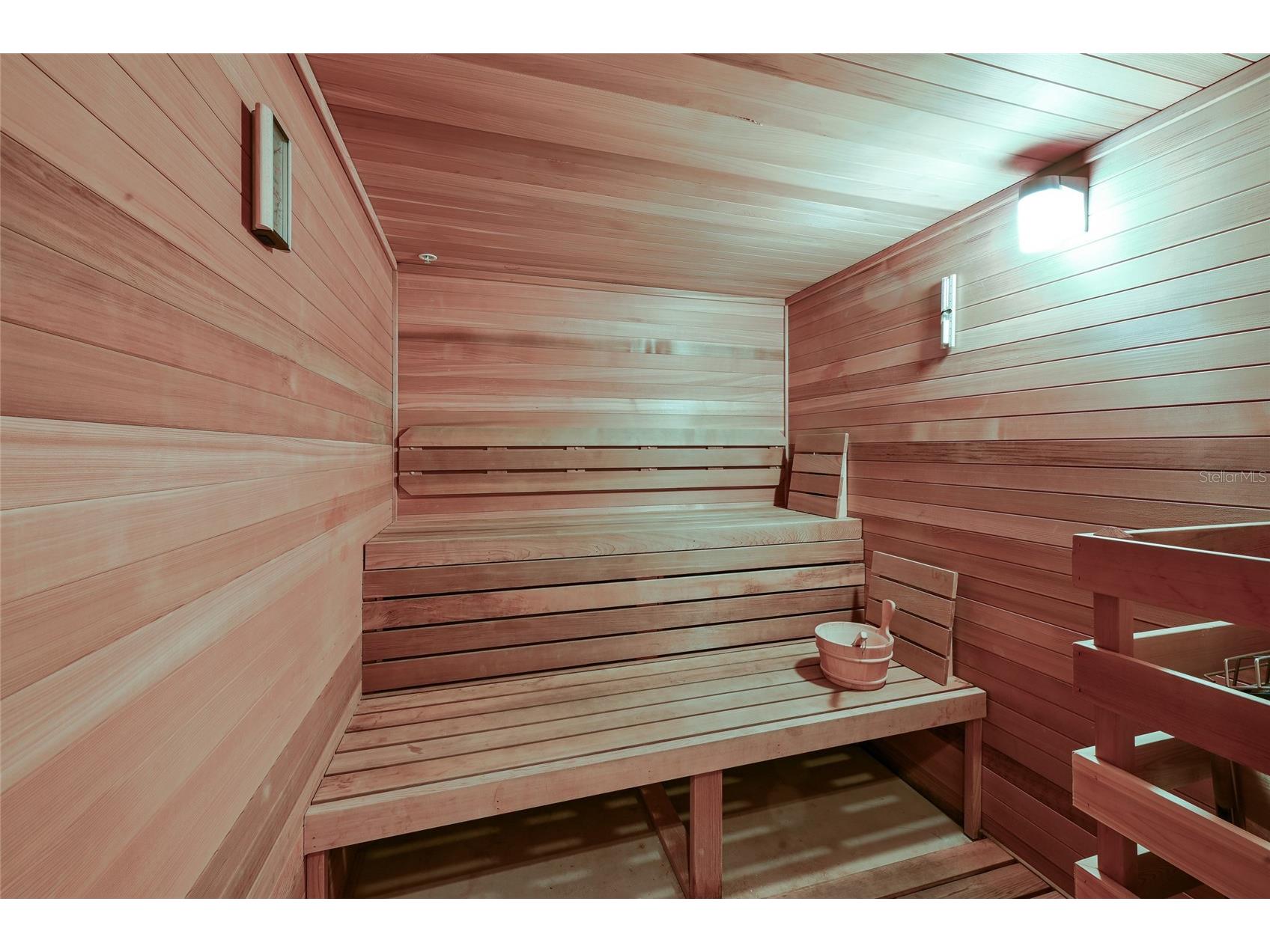 1300 Benjamin Franklin Drive #809 Sarasota FL 34236 - GULF OF MEXICO SARASOTA BAY A4679860 image55