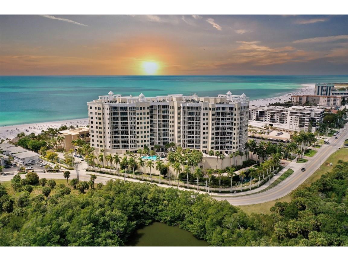 1300 Benjamin Franklin Drive #907 Sarasota FL 34236 - SARASOTA BAY GULF OF MEXICO A4569995 image1