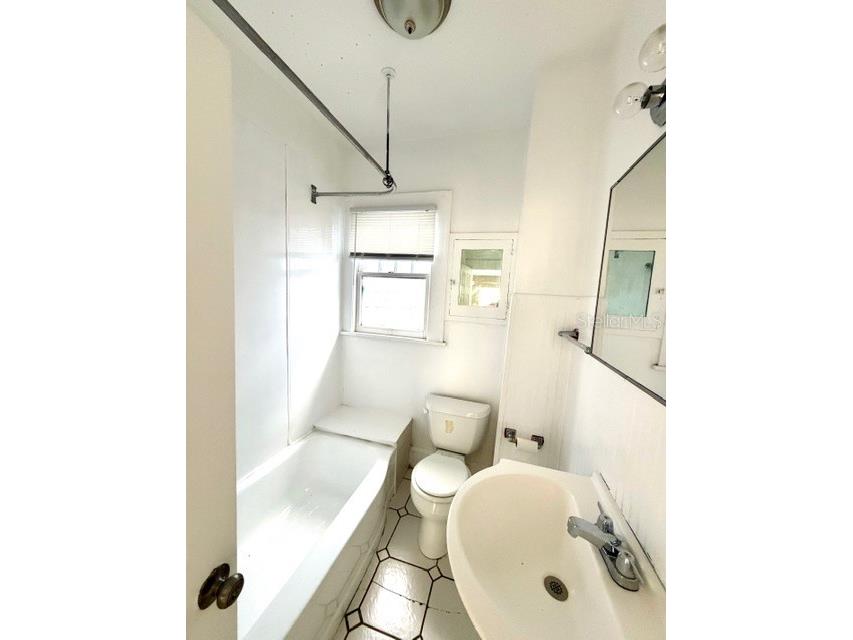 1300 Dr. Martin Luther King Jr Street S Saint Petersburg FL 33701 TB8498447 image12