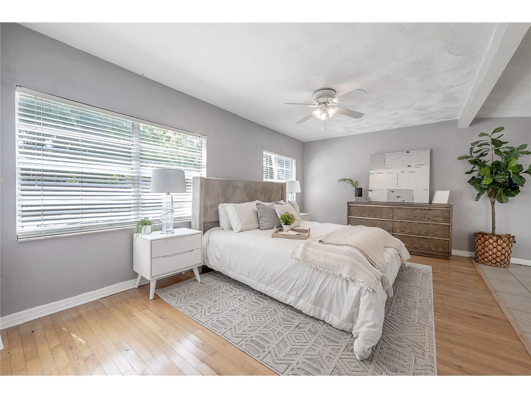 1300 E Henry Avenue Tampa FL 33604 TB8473037 image28