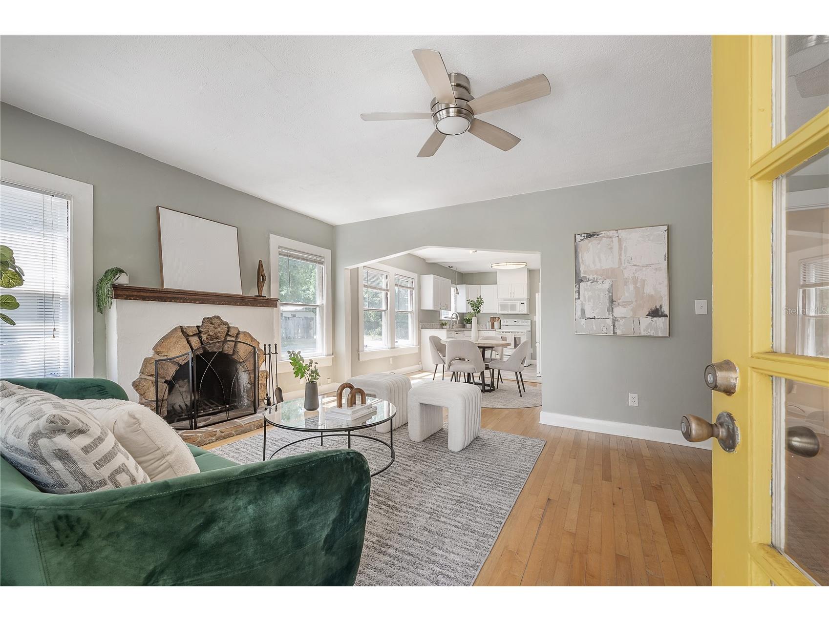 1300 E Henry Avenue Tampa FL 33604 TB8473037 image4