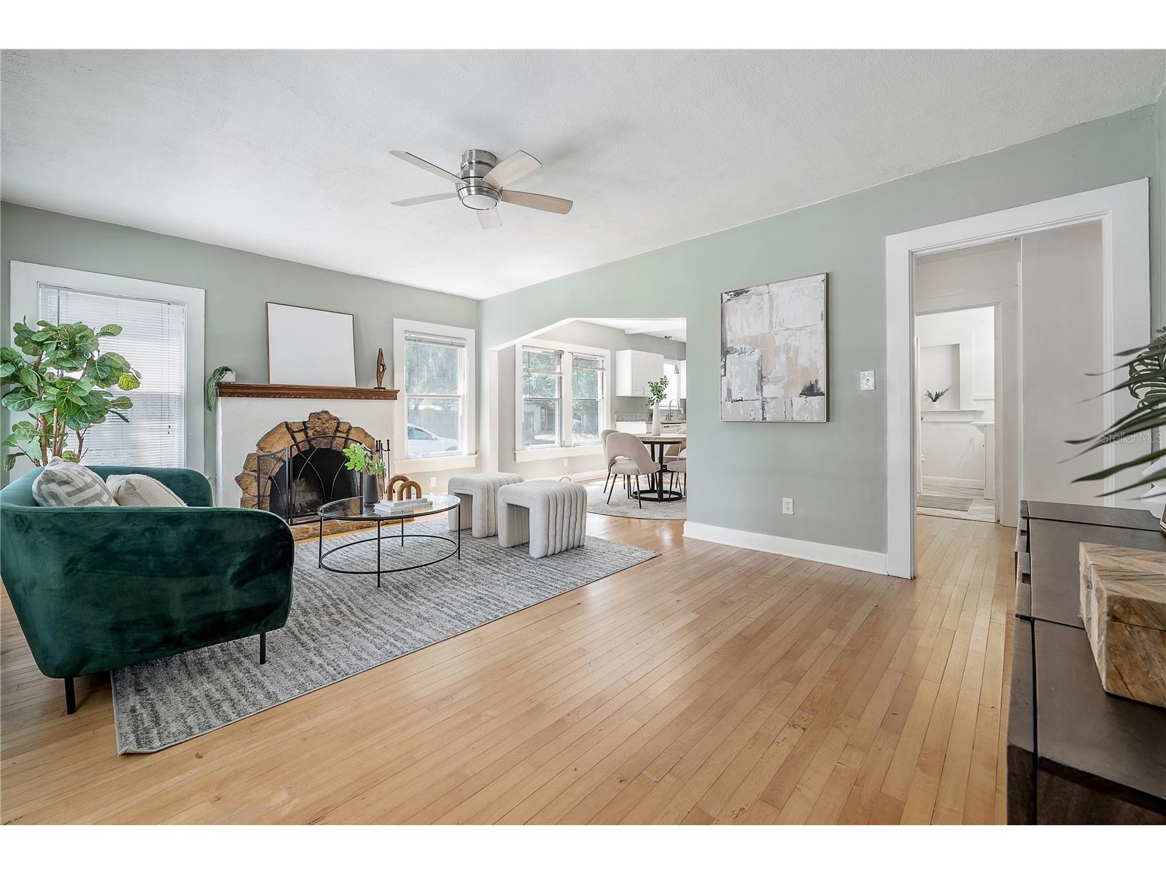 1300 E Henry Avenue Tampa FL 33604 TB8473037 image5