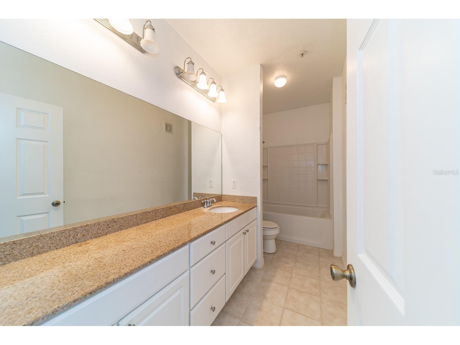 1300 Eastern Pecan Place #208 Winter Garden FL 34787 O6377670 image25