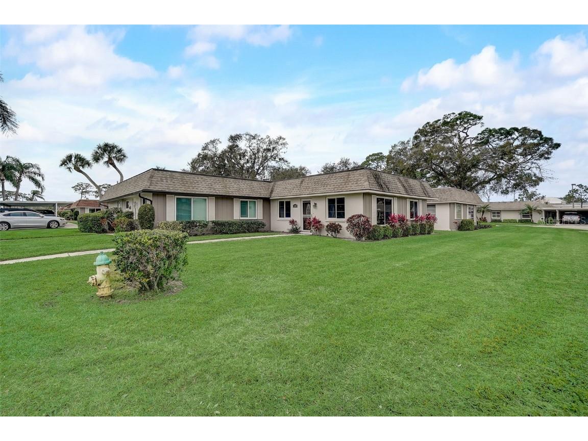 1300 Grand Boulevard #201 Sarasota FL 34232 A4596379 image1