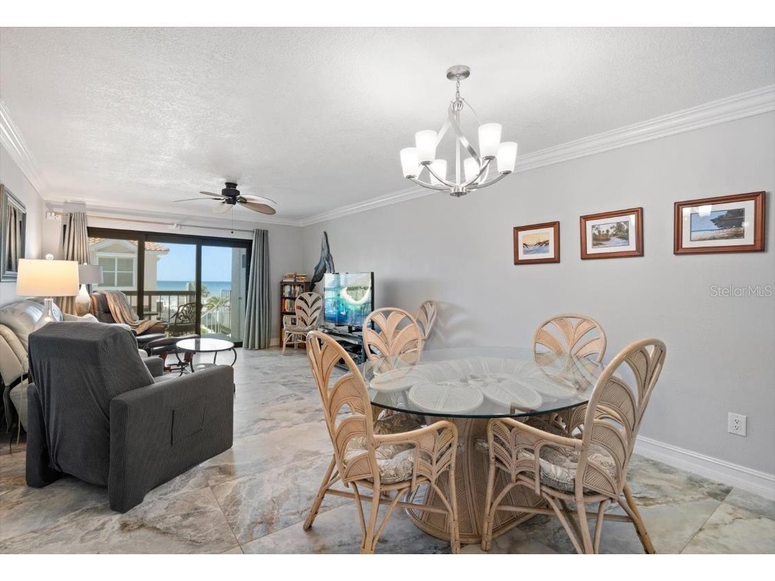 1300 Gulf Boulevard #202 Indian Rocks Beach FL 33785 - GULF TB8442690 image11