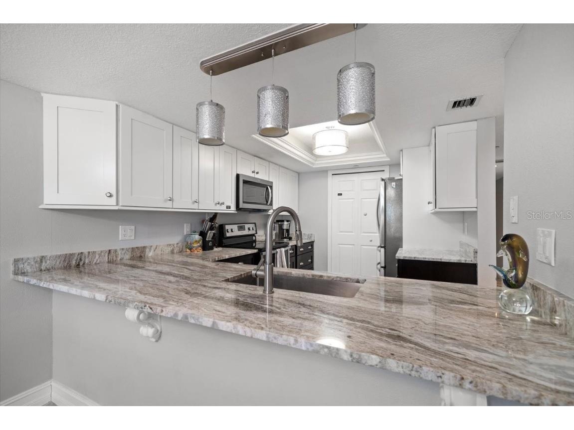 1300 Gulf Boulevard #202 Indian Rocks Beach FL 33785 - GULF TB8442690 image12