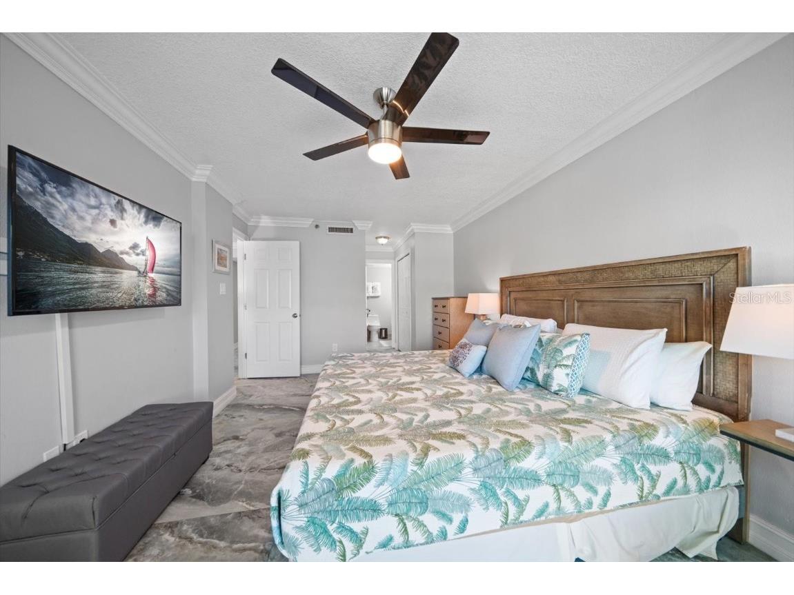 1300 Gulf Boulevard #202 Indian Rocks Beach FL 33785 - GULF TB8442690 image22