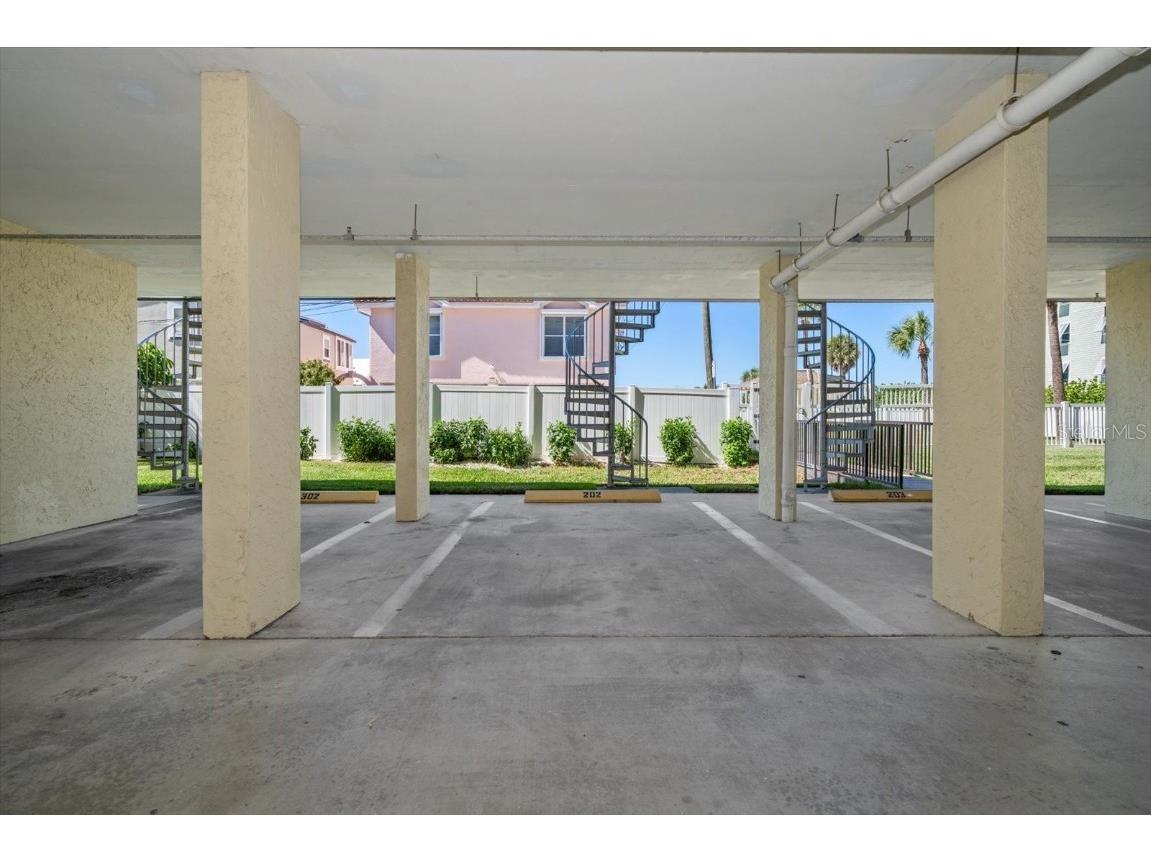 1300 Gulf Boulevard #202 Indian Rocks Beach FL 33785 - GULF TB8442690 image37