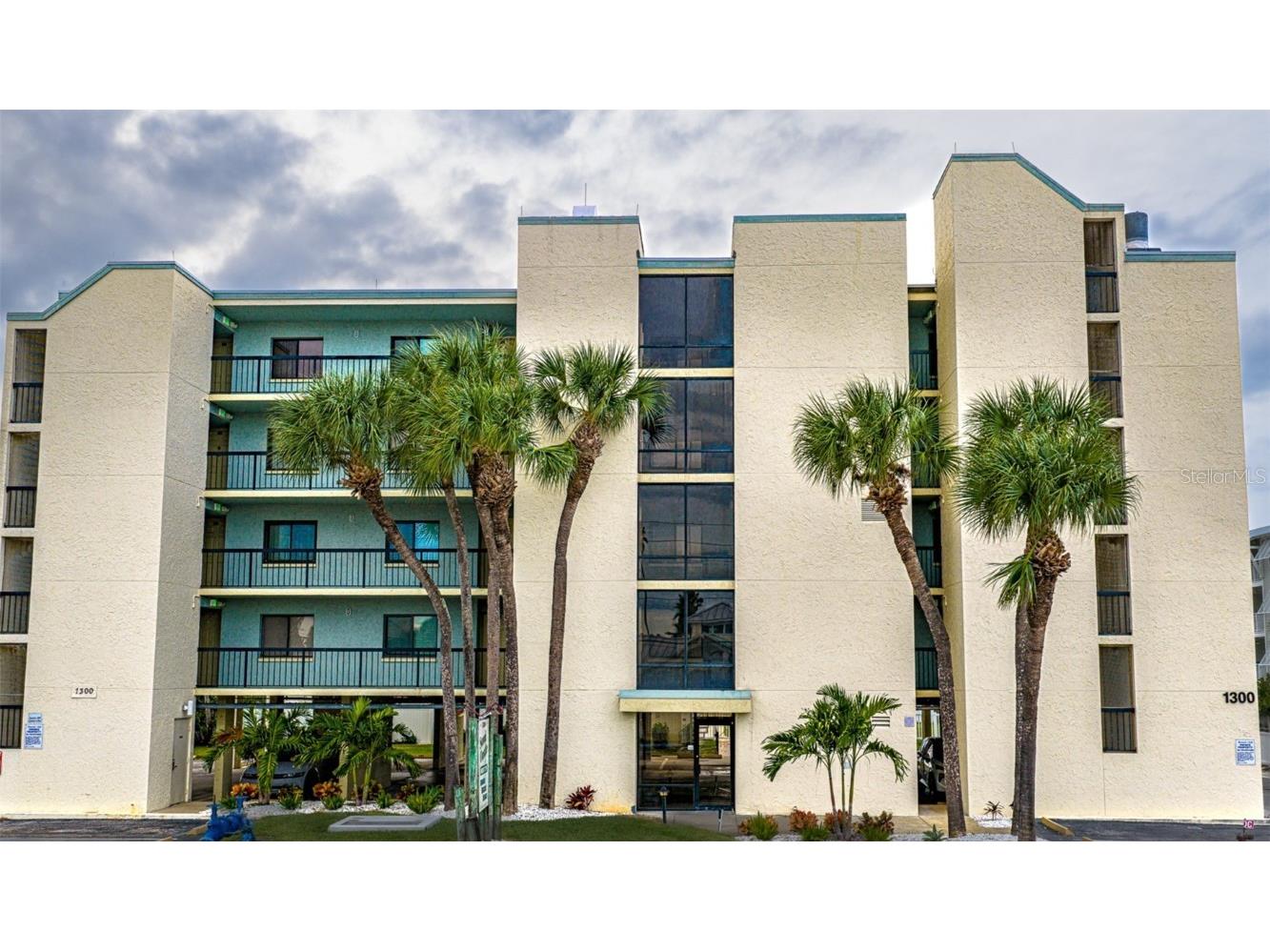 1300 Gulf Boulevard #202 Indian Rocks Beach FL 33785 - GULF TB8442690 image44