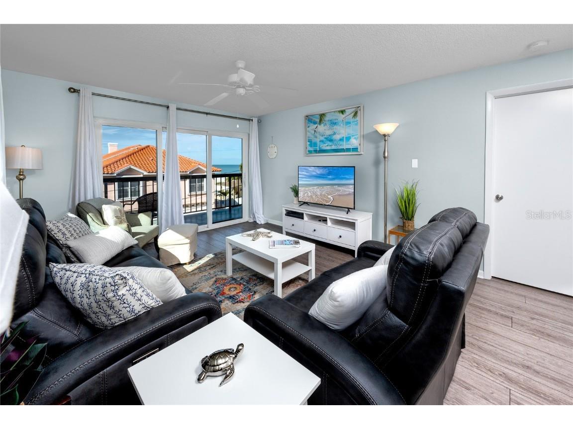 1300 Gulf Boulevard #301 Indian Rocks Beach FL 33785 - GULF OF MEXICO TB8457802 image11