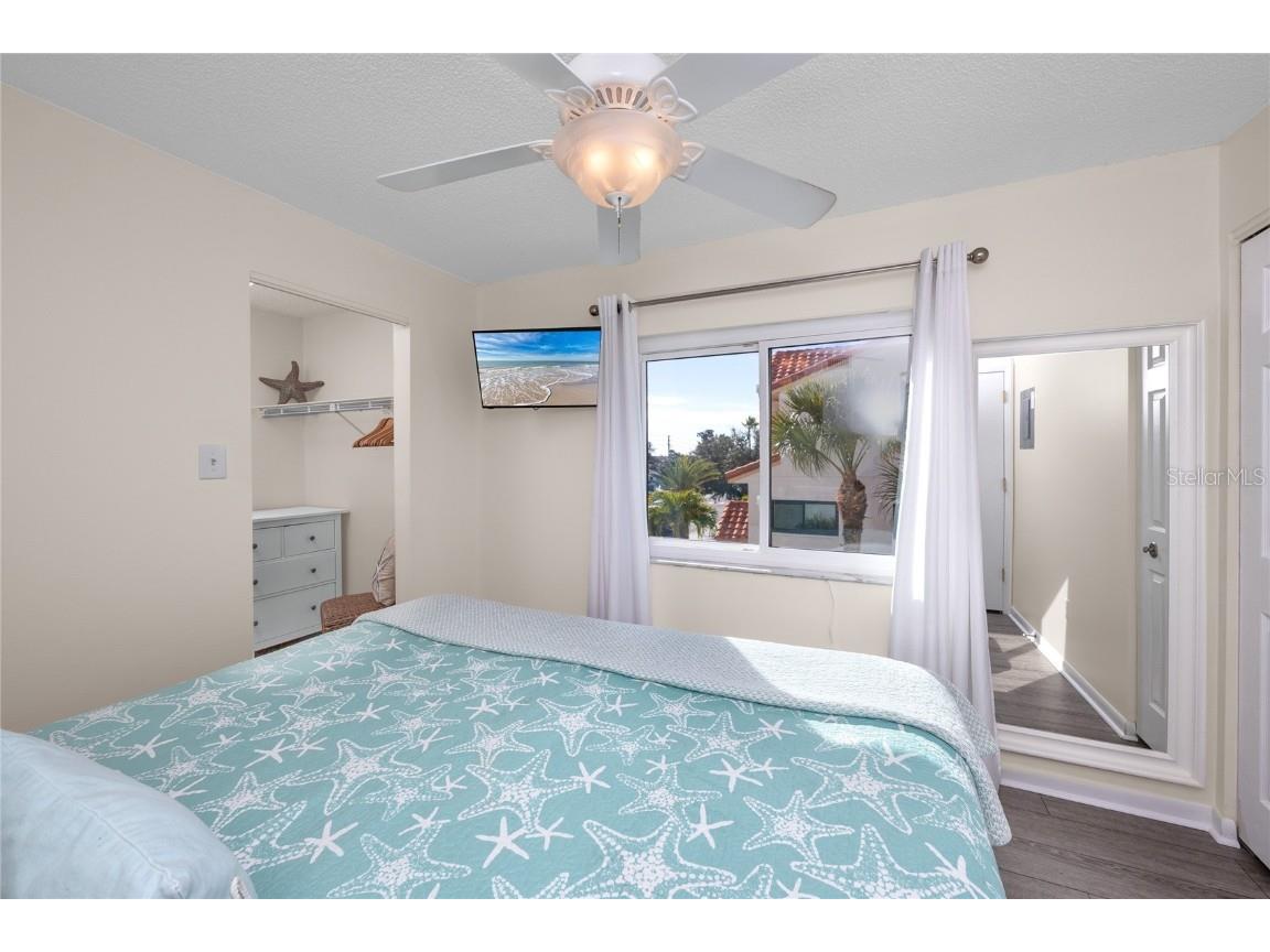 1300 Gulf Boulevard #301 Indian Rocks Beach FL 33785 - GULF OF MEXICO TB8457802 image22