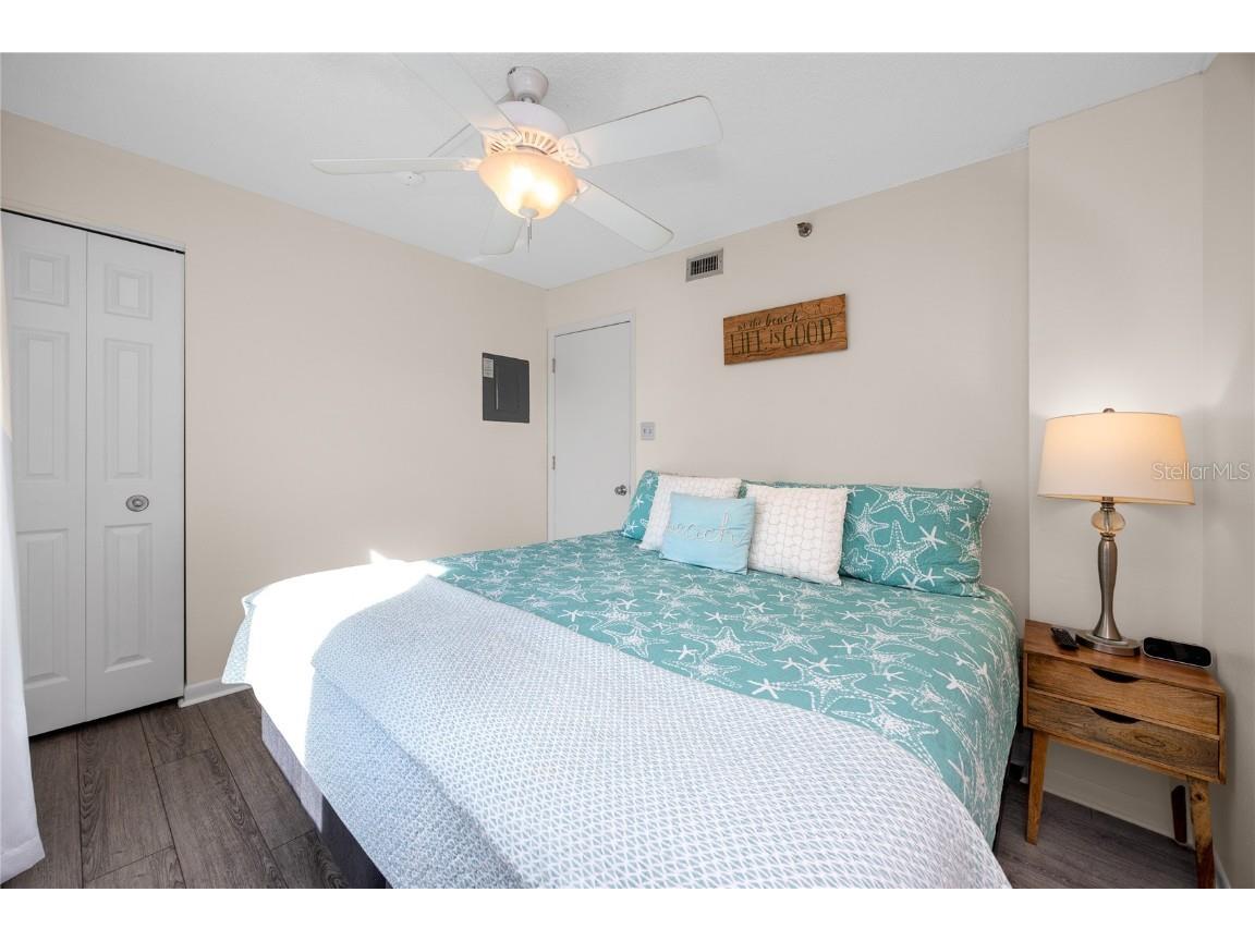 1300 Gulf Boulevard #301 Indian Rocks Beach FL 33785 - GULF OF MEXICO TB8457802 image23