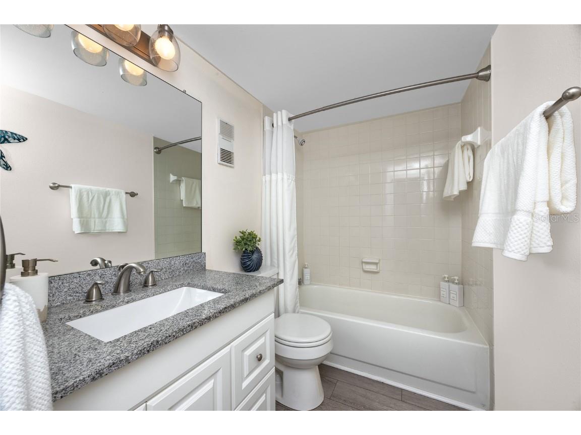 1300 Gulf Boulevard #301 Indian Rocks Beach FL 33785 - GULF OF MEXICO TB8457802 image25