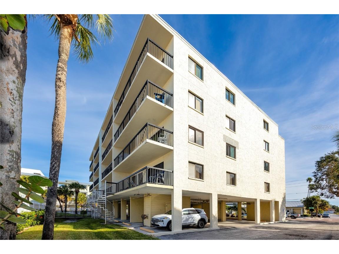 1300 Gulf Boulevard #301 Indian Rocks Beach FL 33785 - GULF OF MEXICO TB8457802 image29