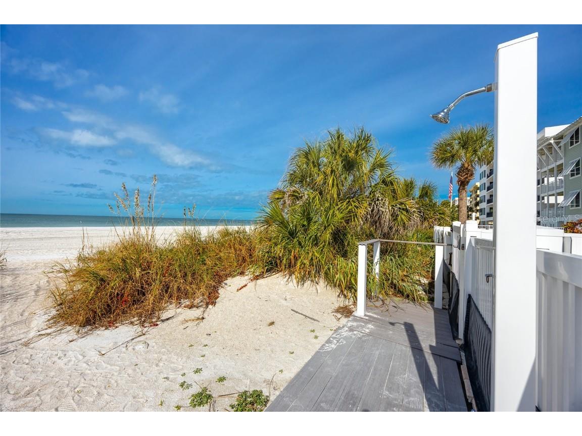 1300 Gulf Boulevard #301 Indian Rocks Beach FL 33785 - GULF OF MEXICO TB8457802 image36