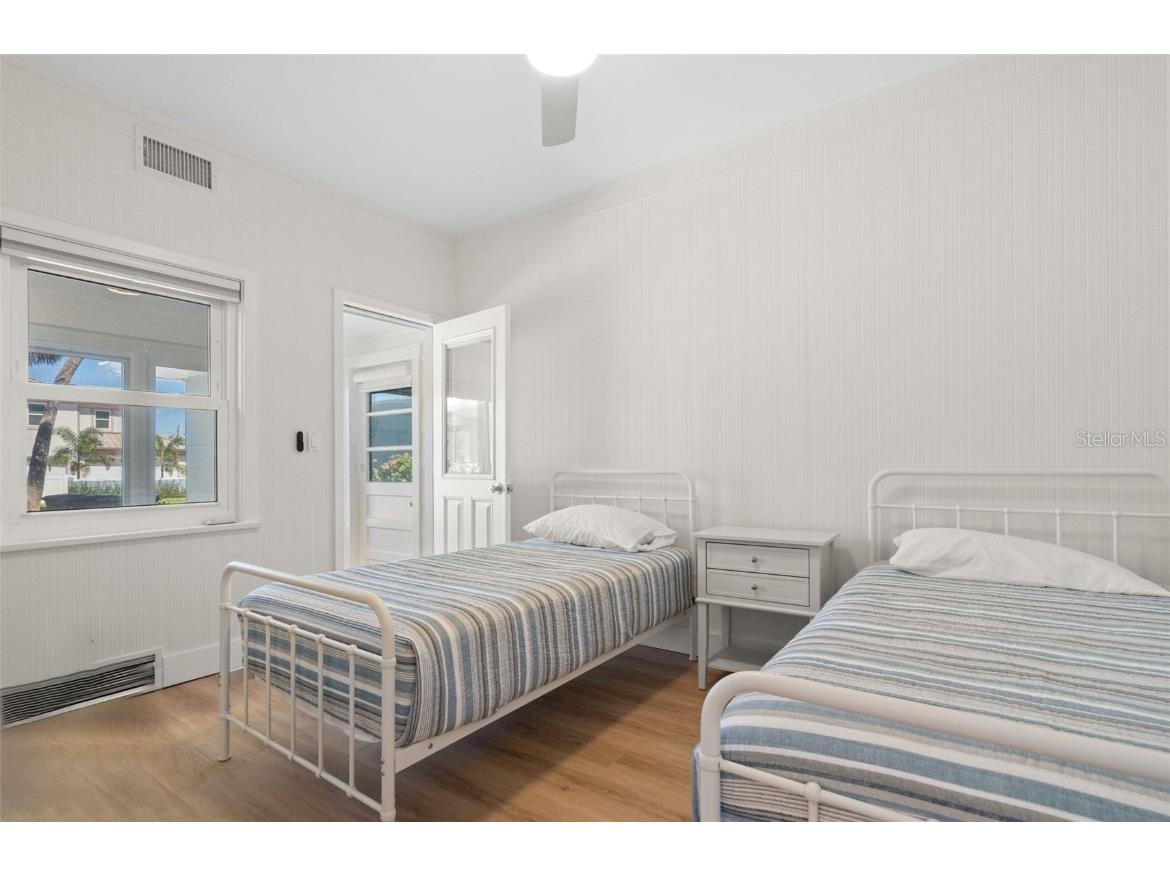 1300 Gulf Boulevard Belleair Beach FL 33786 - GULF OF MEXICO TB8441750 image34