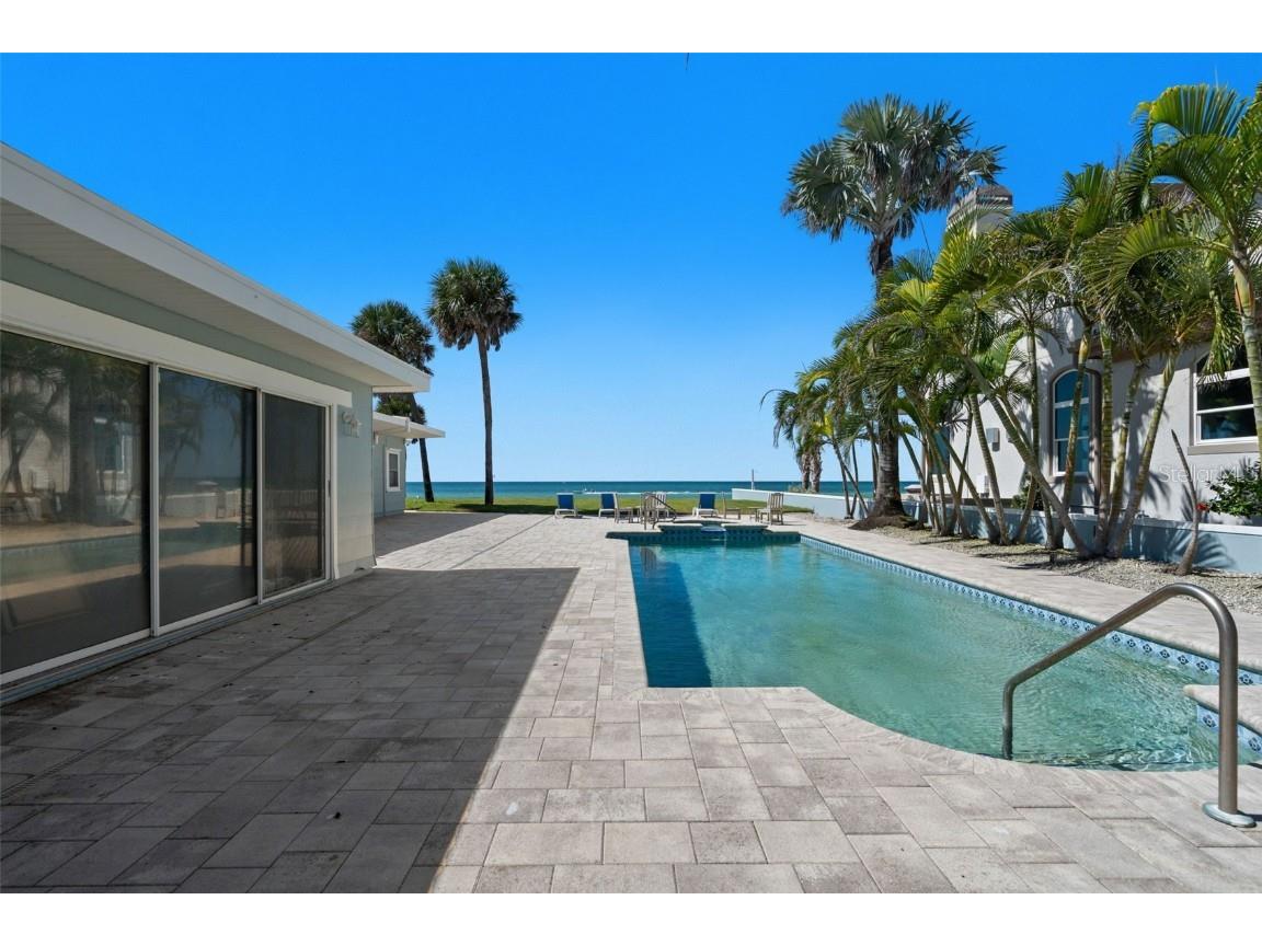 1300 Gulf Boulevard Belleair Beach FL 33786 - GULF OF MEXICO TB8441750 image47