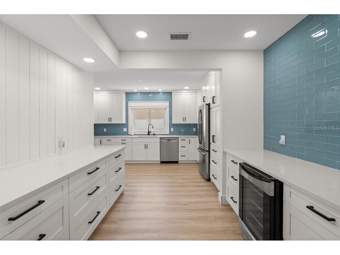 1300 Gulf Boulevard Belleair Beach FL 33786 - GULF OF MEXICO TB8441750 image8