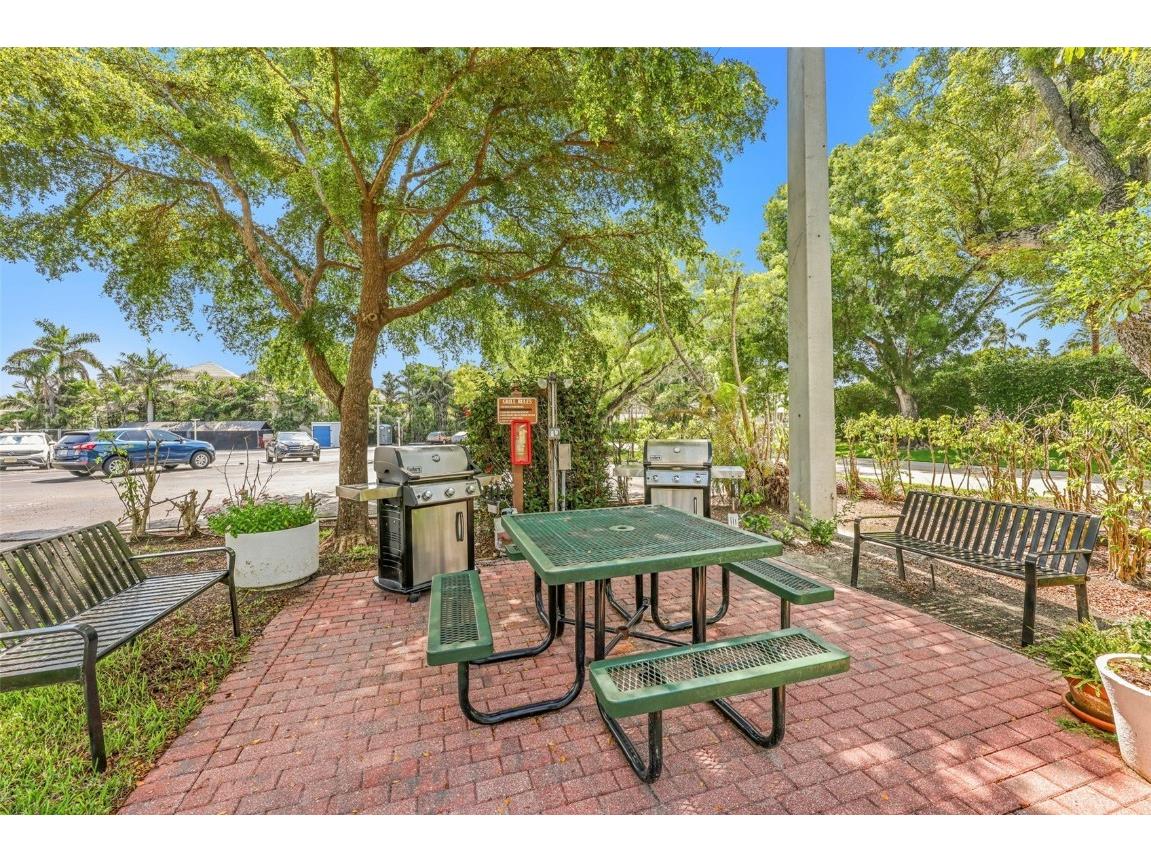 1300 Gulf Shore Boulevard N #700 Naples FL 34102 A4659625 image28