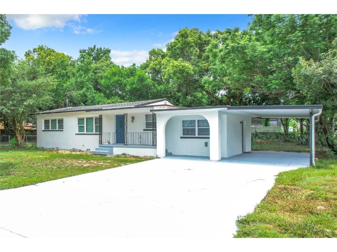1300 Monterey Drive Eustis FL 32726 O6221430 image1