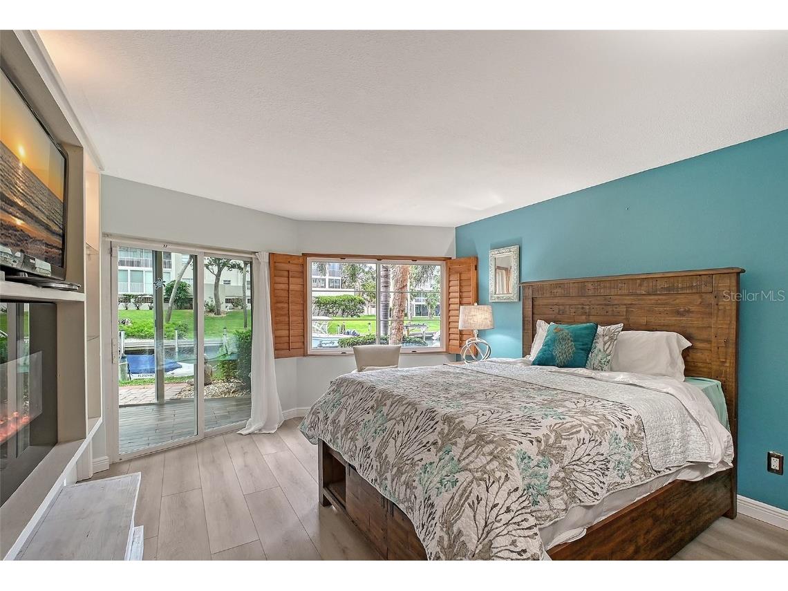 1300 N Portofino Drive #103 Sarasota FL 34242 A4655599 image11