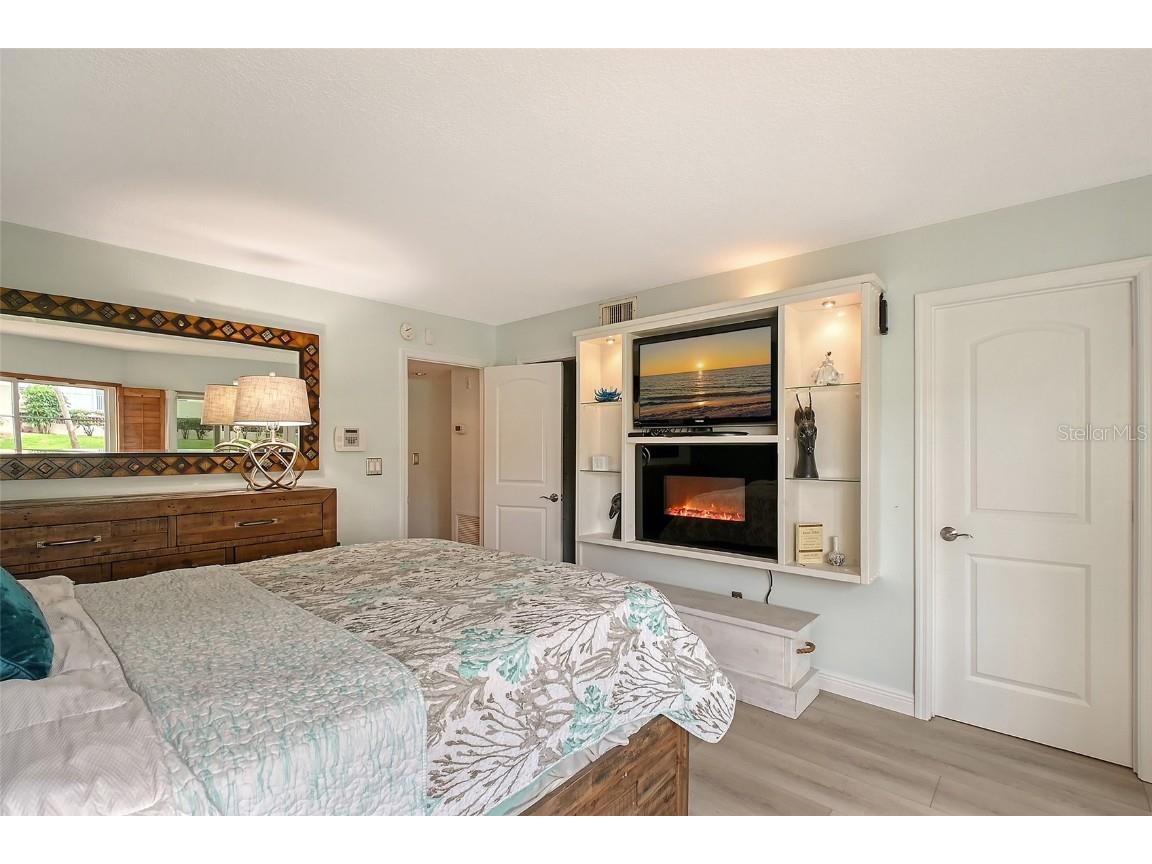 1300 N Portofino Drive #103 Sarasota FL 34242 A4655599 image12