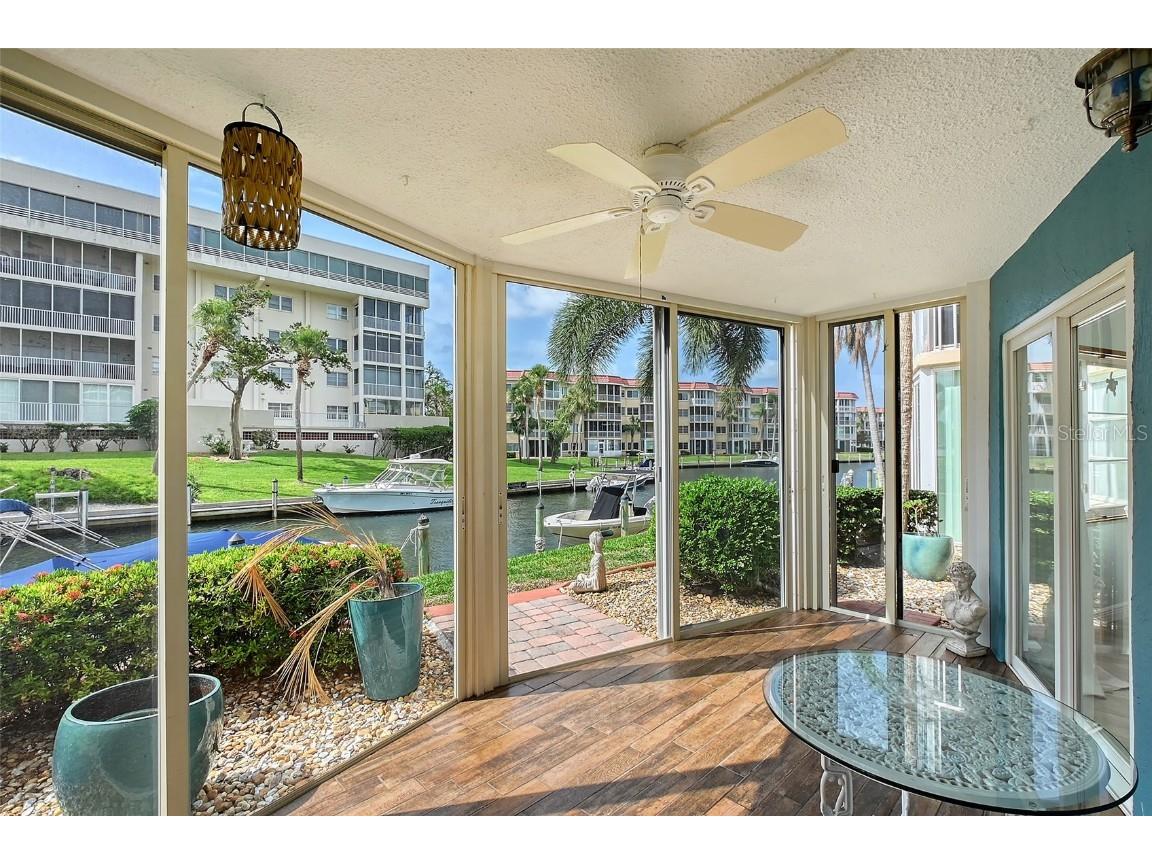 1300 N Portofino Drive #103 Sarasota FL 34242 A4655599 image15