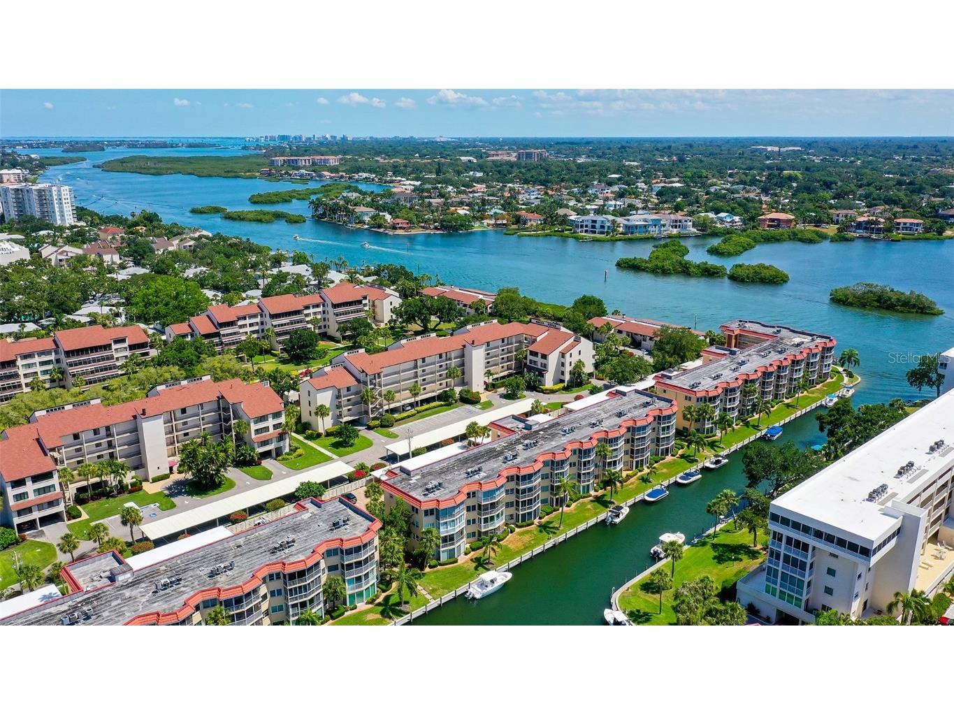 1300 N Portofino Drive #103 Sarasota FL 34242 A4655599 image23