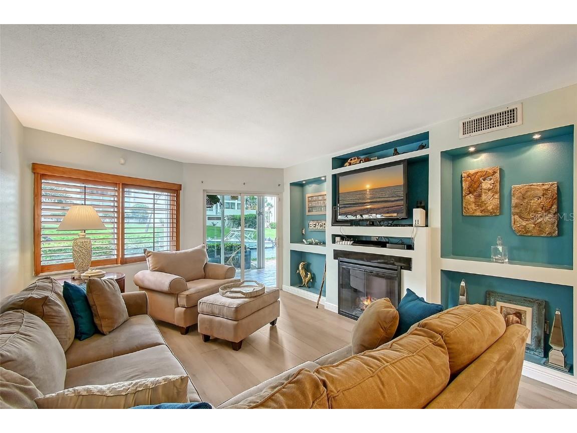 1300 N Portofino Drive #103 Sarasota FL 34242 A4655599 image6