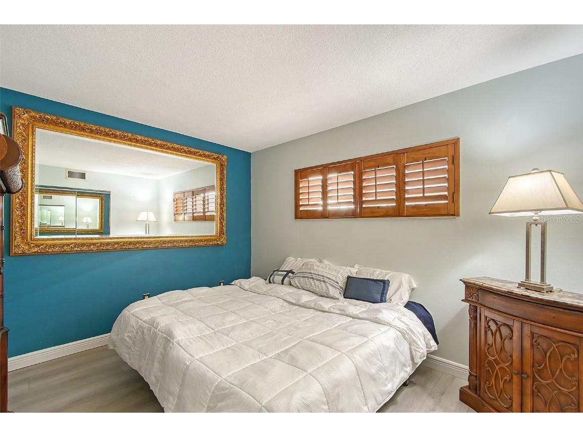 1300 N Portofino Drive #103 Sarasota FL 34242 A4655599 image8